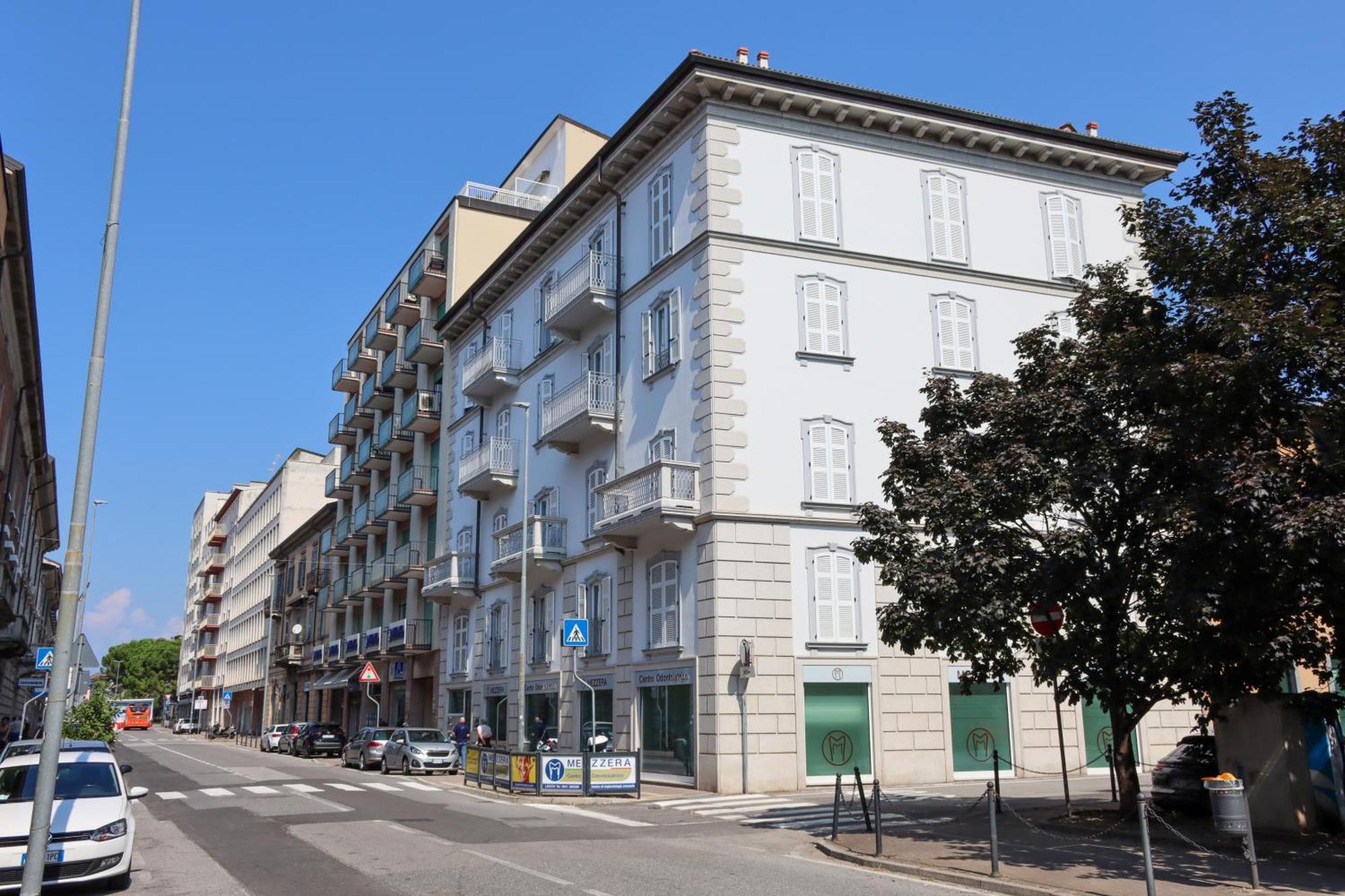 Apartament Casa Ardo Wifi & Free Parking In Lecco Center Zewnętrze zdjęcie